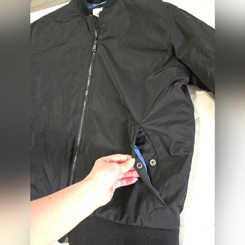 Old Navy Men's Black Bomber Jacket - Picture 6 of 9